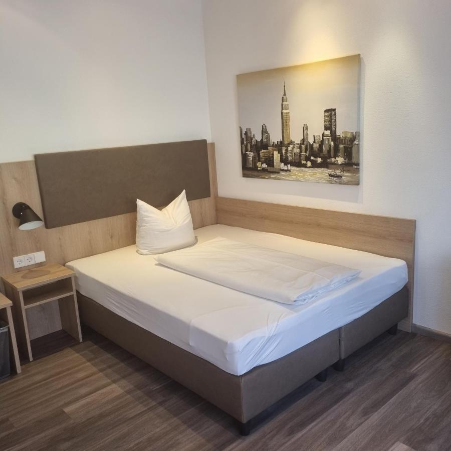 Hotel Garni Krone ไกส์ลิงเงน อัน แดร์ชไตเกอ ภายนอก รูปภาพ